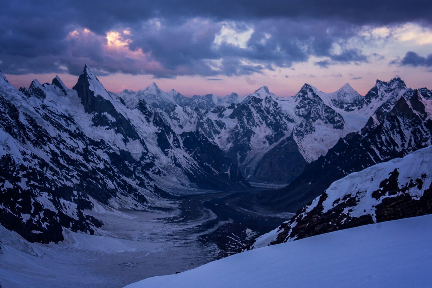 K2 Base Camp, Baltoro Wild and the Gondogoro La | بالتورو گلیشیر