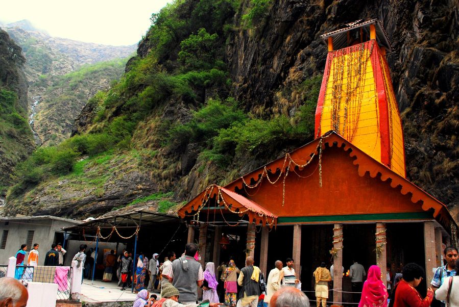 Garhwal | Yamunotri – Remote Passes, Sacred Lakes & the Char Dham
